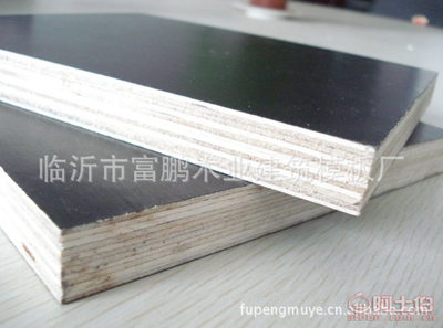 【富鵬臨沂廠家直銷高檔黑色棕色建筑模板】臨沂市富鵬木業建筑模板廠 - 產品庫